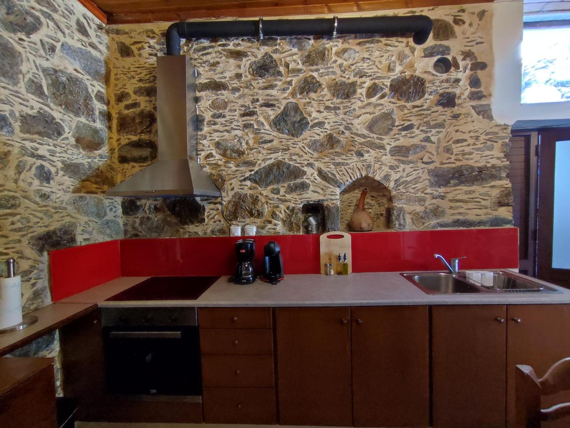 Apartamento Grandma Agatha & Virginia'S Stonehouse Kefálion Habitación foto